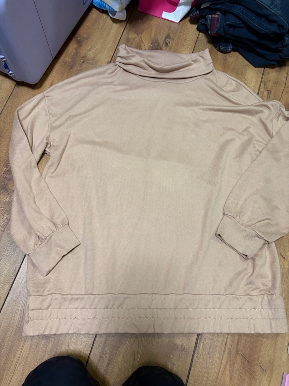 Cupio Cream Lace-Trim Knit Top